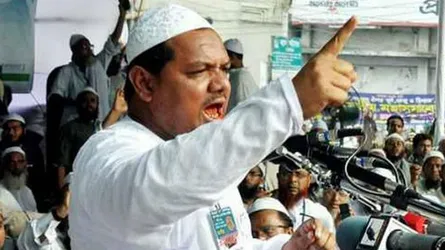 নির্বাচন পেছানো নিয়ে যা বললেন চরমোনাই পীর