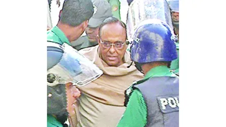 স্বাস্থ্য পরীক্ষা শেষে ব্যারিস্টার মইনুল কারাগারে