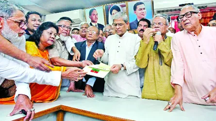 উৎসবমুখর নয়াপল্টন