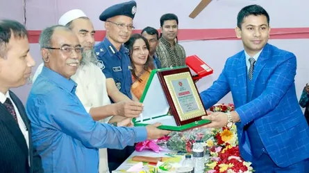 পার্টস ফেরিওয়ালা থেকে সেরা করদাতা তৌহিদের গল্প