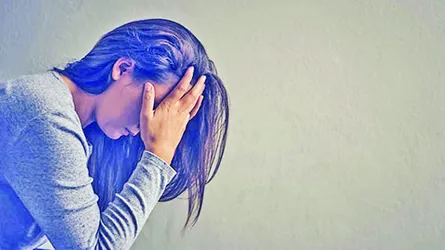 স্রাব যখন শারীরিক  ক্ষতির  কারণ