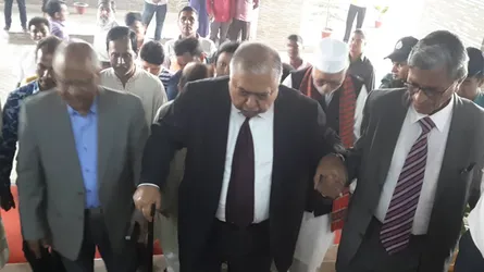 ইসির সাথে বৈঠকে ঐক্যফ্রন্ট নেতারা