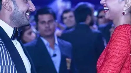 বিয়ের আনুষ্ঠানিকতা সারলেন দীপিকা-রণবীর