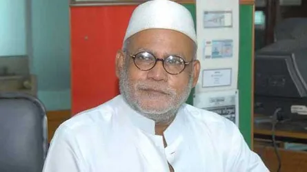 রাজনীতিতে ফিরছেন জয়নাল হাজারী!