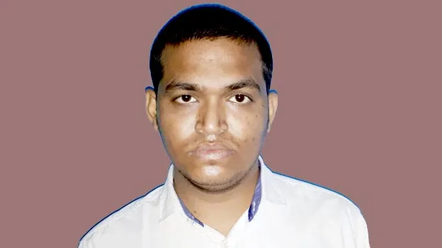 ব্লাড ক্যান্সারে আক্রান্ত রোকনুজ্জামান বাঁচতে চায়