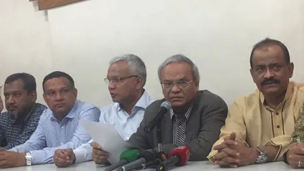 ‘আমি তো ক্রীতদাসের হাসি হাসতে পারি না’