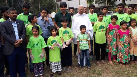 রাজধানীতে দুই সংগঠনের উদ্যোগে পরিচ্ছন্নতা অভিযান