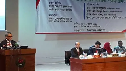 প্রিজাইডিং অফিসারদের পরিচালনা করতে যাবেন না : নির্বাহী ম্যাজিস্ট্রেটদের সিইসি
