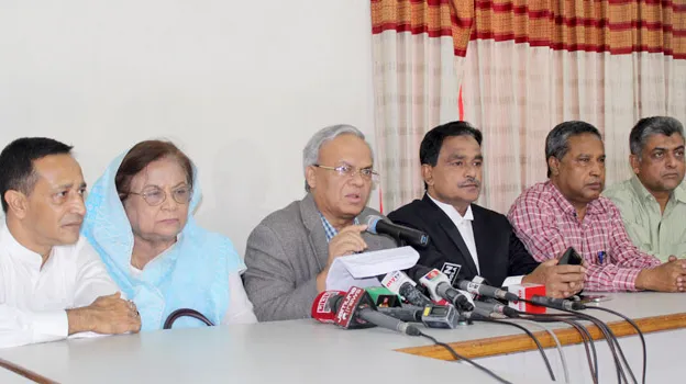 পুলিশের কমান্ডে সেনাবাহিনী নজিরবিহীন : রিজভী