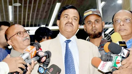 'উন্নয়নের গণতন্ত্র, শেখ হাসিনার মূলমন্ত্র' লেখা বন্ধের দাবি ঐক্যফ্রন্টের
