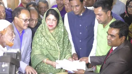 রংপুর-৬ আসনে প্রধানমন্ত্রী ও স্পীকারের মনোনয়নপত্র দাখিল