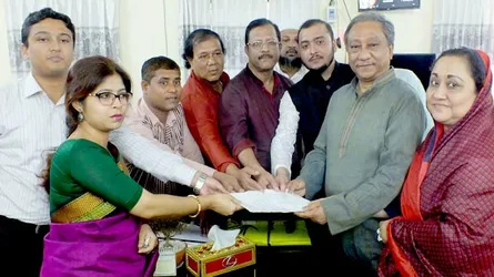 বিসিবি সভাপতি নাজমুল হাসান পাপনের মনোনয়নপত্র দাখিল