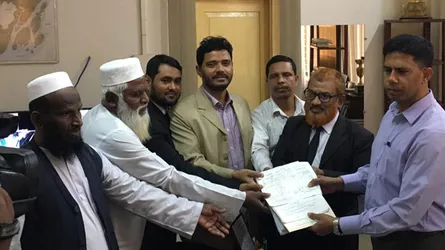 মনোনয়নপত্র জমা দিলেন শফিকুল ইসলাম মাসুদ