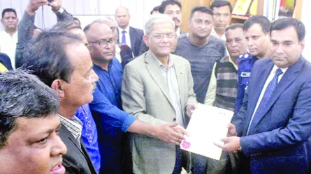 ঠাকুরগাঁও-১ আসনে মনোনয়নপত্র জমা দান ফখরুলের