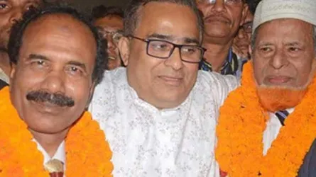 ঐক্যফ্রন্টের বিপুল জয়, মহাজোটের শোচনীয় পরাজয়