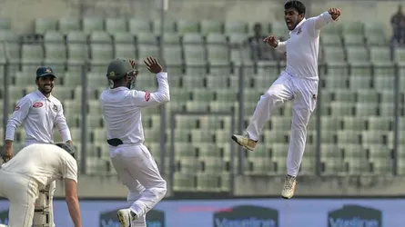 মিরাজের স্পিন ঘূর্ণিতে ১১১ রানেই গুটিয়ে গেলো ওয়েস্ট ইন্ডিজ