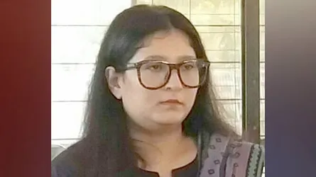 ঐক্যফ্রন্টের প্রার্থী হয়ে লড়বে কুঁড়ি সিদ্দিকী