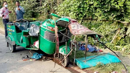 পুলিশের ধাওয়া খেয়ে পালানোর সময় দুর্ঘটনায় নিহত ২