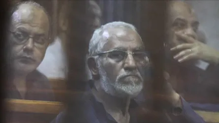 মিসরে ব্রাদারহুড নেতা বাদাবিসহ ৬ জনের যাবজ্জীবন
