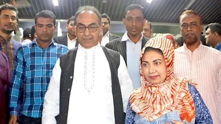 অবশেষে প্রার্থিতা ফেরত পেলেন আফরোজা আব্বাস