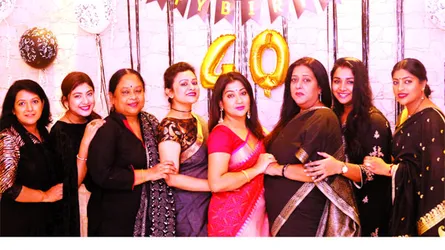 দীপার ৪০ বছর পদার্পণে মৌর চমক