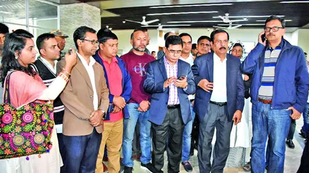 আসন বণ্টন নিয়ে সরকারের শরিকদের অসন্তোষ