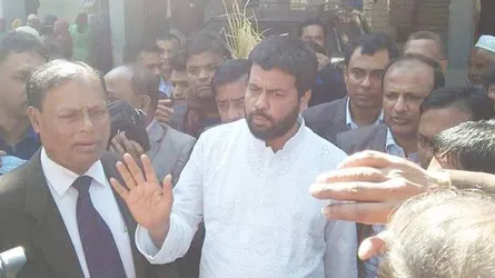 খালেদা জিয়ার আসনে ধানের শীর্ষের প্রার্থী মজনুর গণসংযোগ