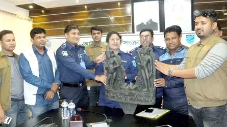 রাজবাড়ীতে কোটি টাকার কষ্টি পাথরের মূর্তি উদ্ধার