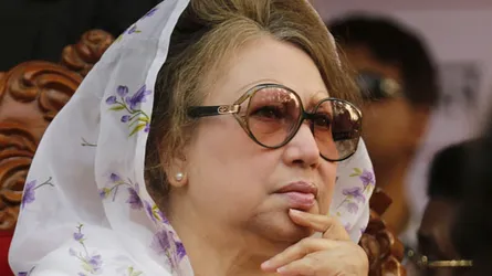 প্রার্থিতা ফিরে পেতে খালেদা জিয়ার তিনটি রিটের ওপর বিভক্ত আদেশ