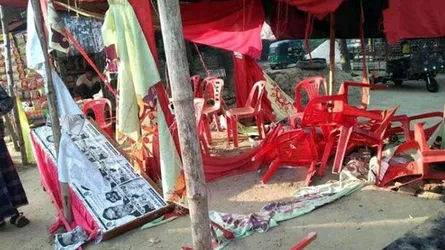 নওগাঁয় বিএনপির নির্বাচনী ক্যাম্পে হামলা