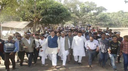 যশোরে বিএনপি প্রার্থী অমিতের সমাবেশস্থলে হামলা