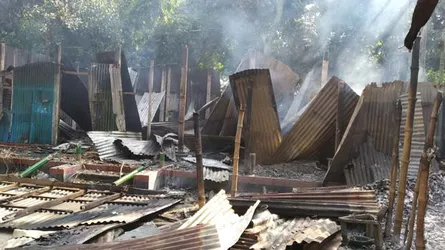 আ’লীগ সহসভাপতির হাতে একই দলের নেতা নিহত, শতাধিক বাড়ি-ঘরে অগ্নিসংযোগ