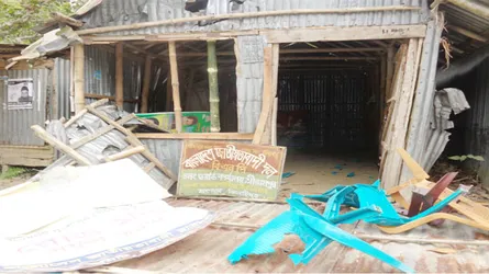 মহেশপুরে বিএনপি অফিসে হামলা, ভাংচুর