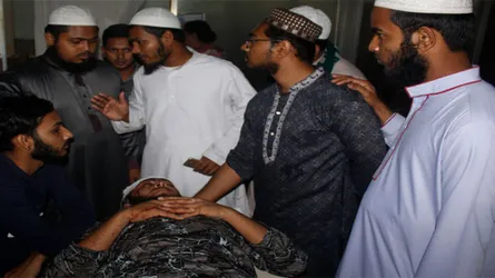 বরিশালে হাতপাখা কর্মীর ওপর হামলা