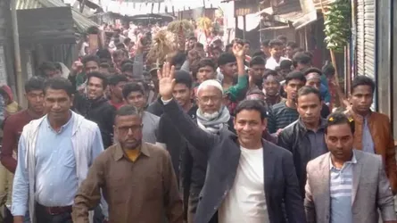 তবু মাঠে থাকার অঙ্গীকার খোকন তালুকদারের