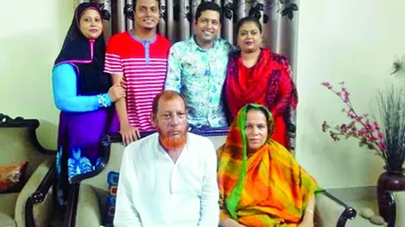 বিজয়ের আনন্দে ফিরি শিকড়ের কাছে