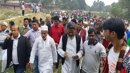 সোনারগাঁওয়ে বিএনপি প্রার্থী মান্নানের গণসংযোগ ও পথসভা