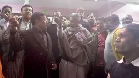 যশোর শহরে অমিতের প্রচারণায় ‘গুলি বোমা’