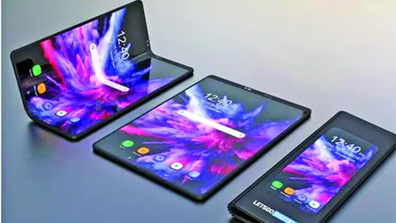 ‘গ্যালাক্সি ফোল্ড’ আসছে নতুন বছরে