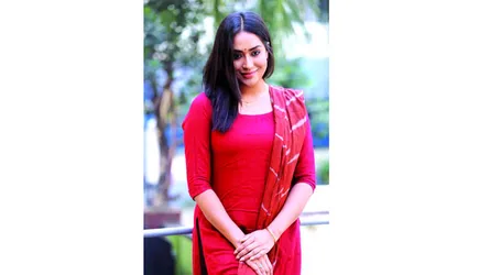 বছরের শেষ প্রান্তে মমর সিনেমা