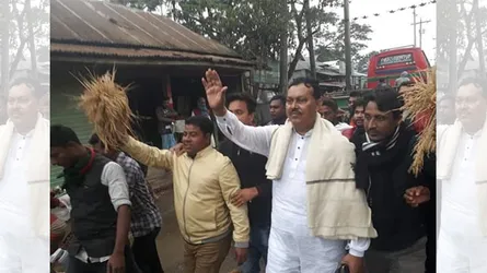 হোসেনপুরে ধানের শীষের প্রার্থীর ব্যাপক গণসংযোগ