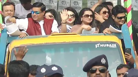ভোলায় নৌকার প্রচারণায় চলচ্চিত্রের তারকারা