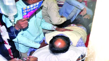 ঈশ^রদীতে ধানের শীষের প্রার্থী হাবিবুর রহমানকে কুপিয়েছে দুর্বৃত্তরা