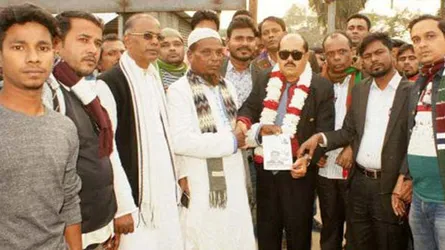 নৌকার পক্ষে কাতার প্রবাসী কাসেম সরকারের পথসভা ও গণসংযোগ