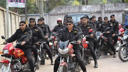 নির্বাচনকে কেন্দ্র করে হাতিয়ায় র‌্যাবের মহড়া