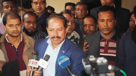 বরিশালে বিএনপি প্রার্থীর বাড়িতে আমেরিকান দূতাবাসের প্রতিনিধি দল