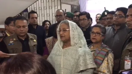 ক্ষমতায় যেই আসুক বাংলাদেশের উন্নয়ন অব্যাহত থাকবে : শেখ হাসিনা