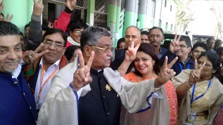সাড়ে ৯টা বেজে গেলো ভোটার কই: ভোট শেষে এলজিআরডি মন্ত্রী