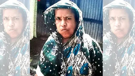 নিখোঁজ মাকে ফিরে পেতে সন্তানের মাইকিং