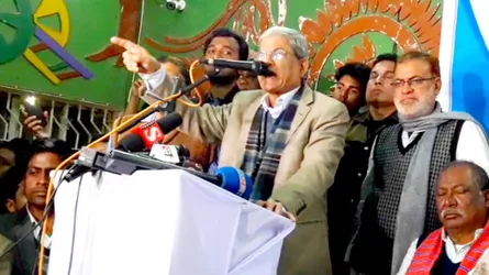 ৩০ ডিসেম্বর সরকার হানাদার বাহিনীর মতো মানুষের অধিকার কেড়ে নিয়েছে : ফখরুল